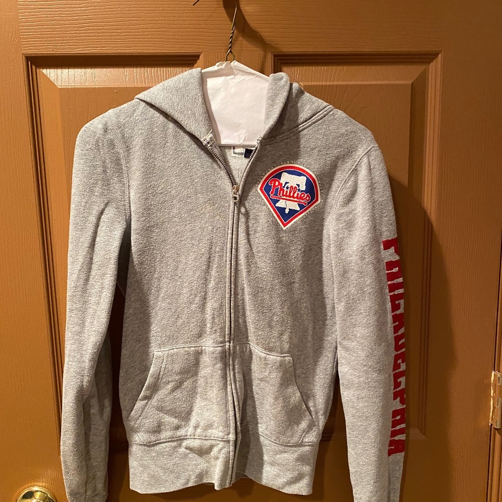 Pink by Victoria Secrets Philadelphia Phillies zip up hoodie